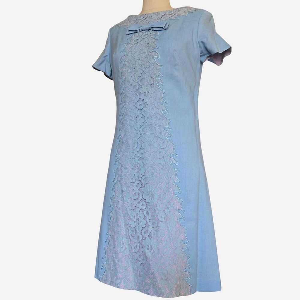 Henry-Lee 1960s blue lace bow shift dress, mod style